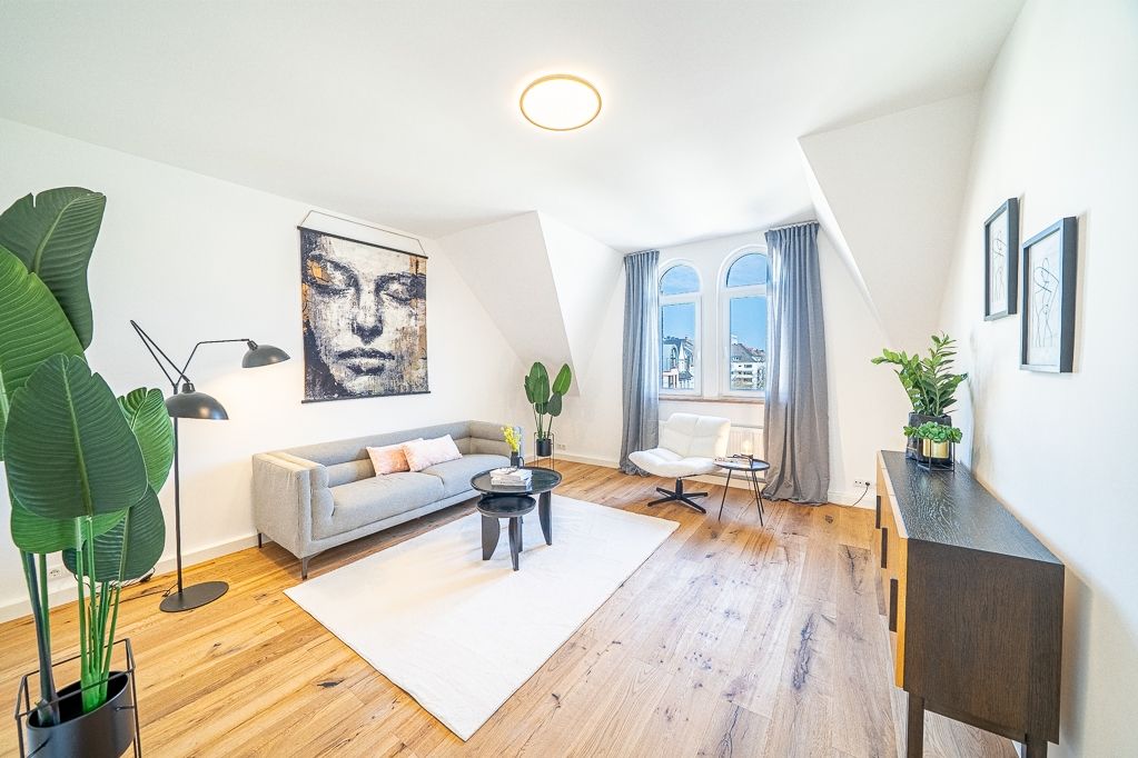 Große sanierte 5-Zimmer-Wohnung in beliebter Lage von Koblenz zu verkaufen!
Frei ab sofort!